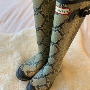 Hunter Snakeskin Rainboots